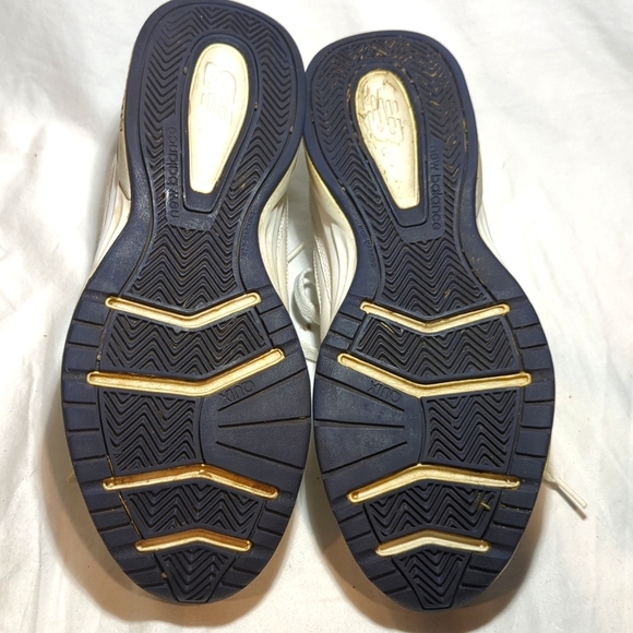 New Balance White and Navy Sneakers - Picture 7 of 8